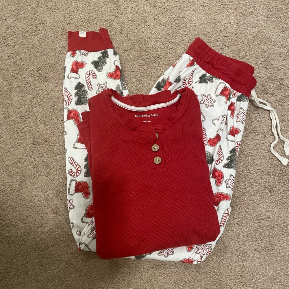 Burts bees family Christmas pajamas